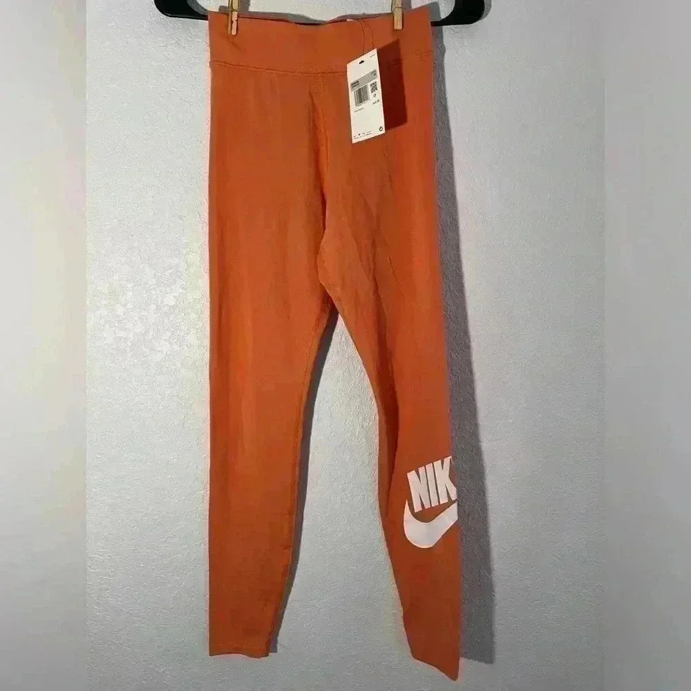 Nike Women’s Sportswear Orange Classics High-Waisted Graphic Leggings, size XS - Picture 3 of 6